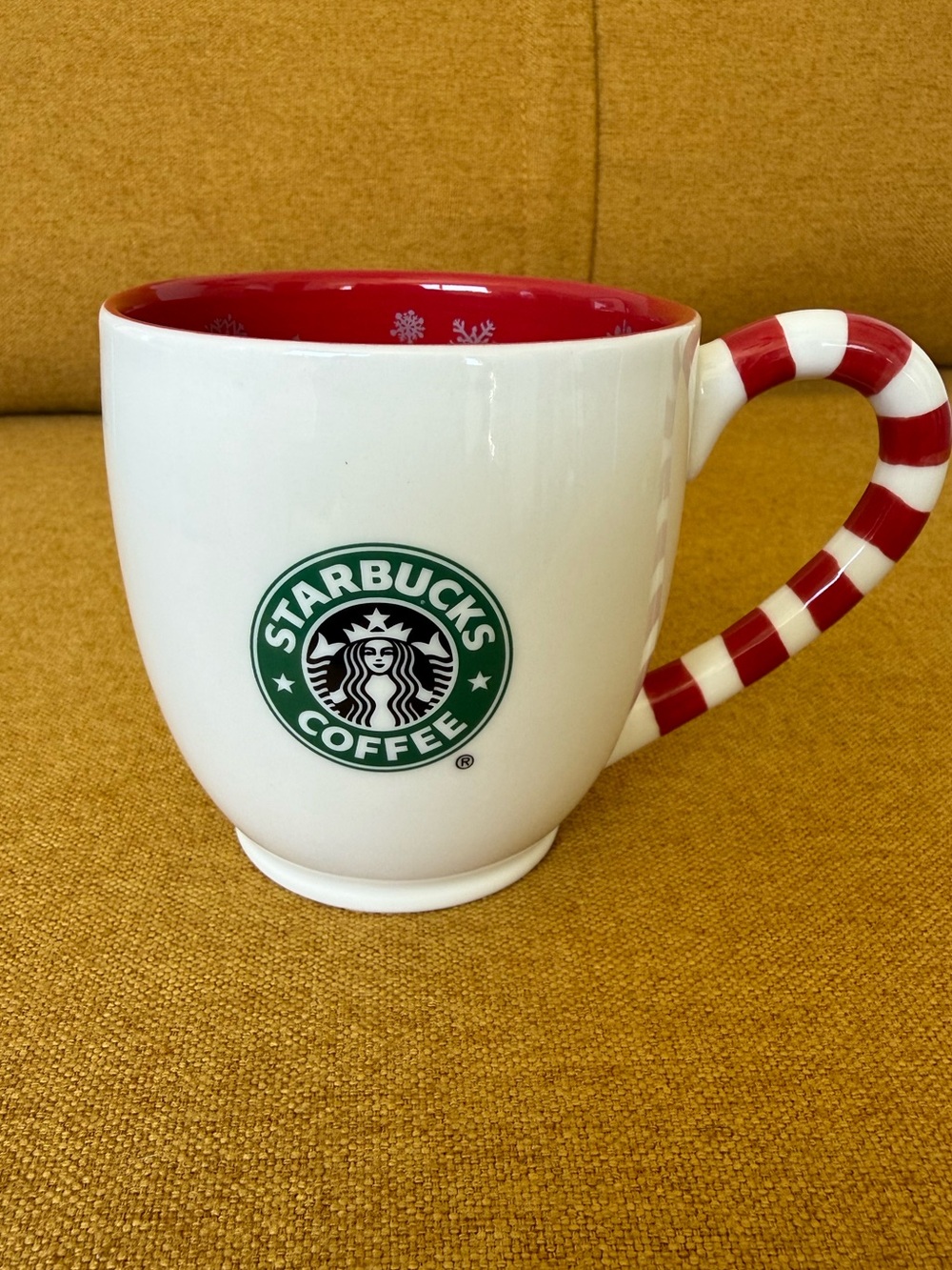Starbucks 2010 Candy Cane Handle Christmas Mug Red White Holiday Bone China Cup